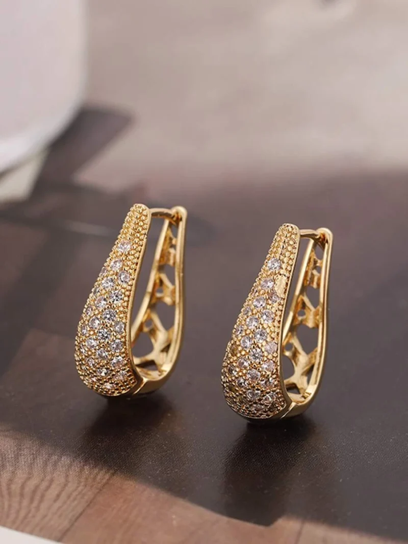 cudne kolczyki stal nierdzewna produkt typu wow pokryte sa duza iloscia cyrkonii 3