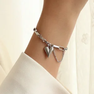 Bransoletka z Sercem Pozlacana Regulowana idealna w kolorze Srebrnym 2