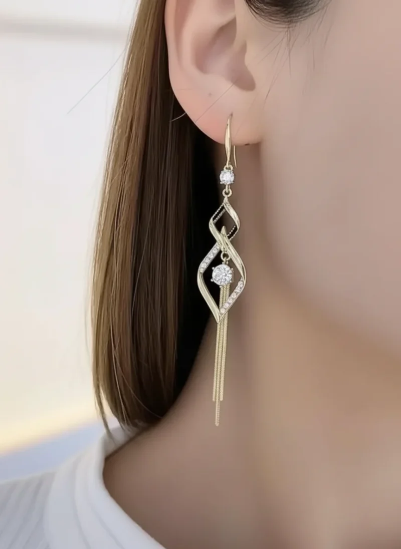 Kolczyki ze stali srebrne wiszace dlugie z cyrkoniami lancuszki 1