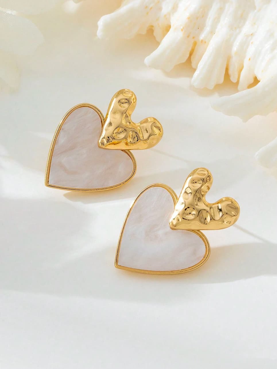 Kolczyki Serca Stal Chirurgiczna Młotkowane Masa Perłowa Wiszące Vintage Hipoalergiczne Kolczyki Serca Stal Chirurgiczna Młotkowane Masa Perłowa Wiszące Vintage Hipoalergiczne - obrazek 2