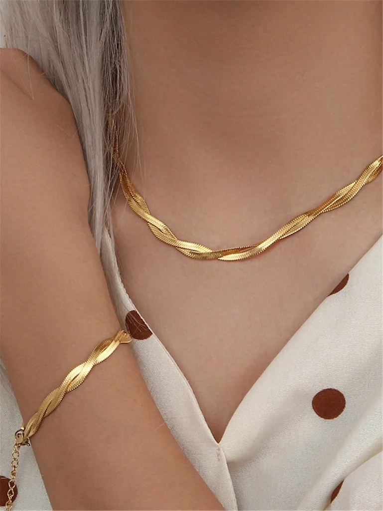 Zestaw bizuterii ze stali szlachetnej zloty naszyjnik bransoletka skrecany 1