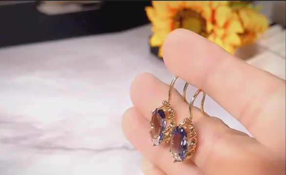 jewellery video img 1