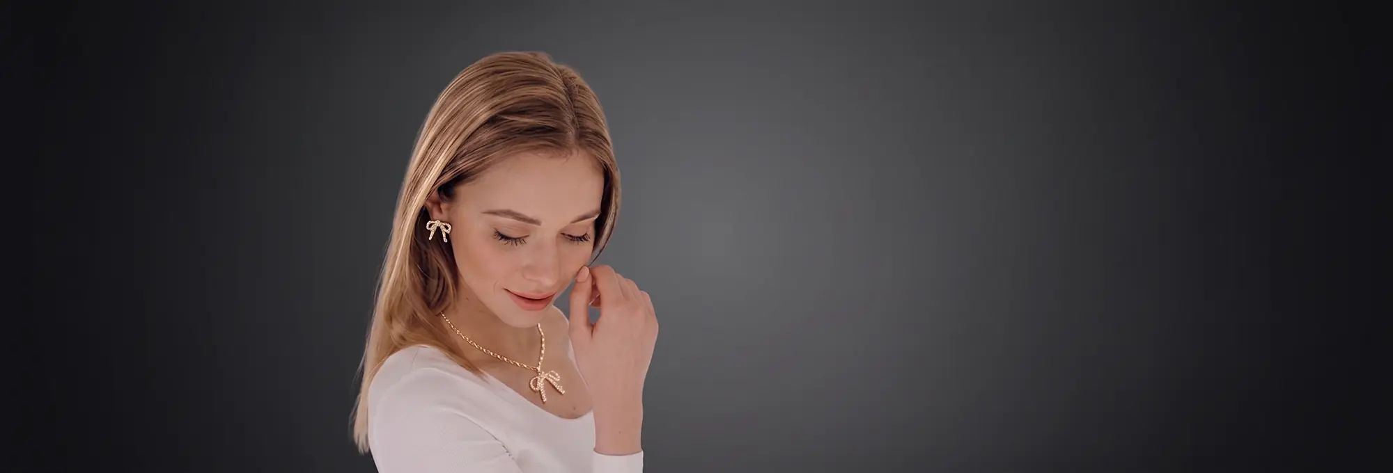 jewelry slide bg 2 44
